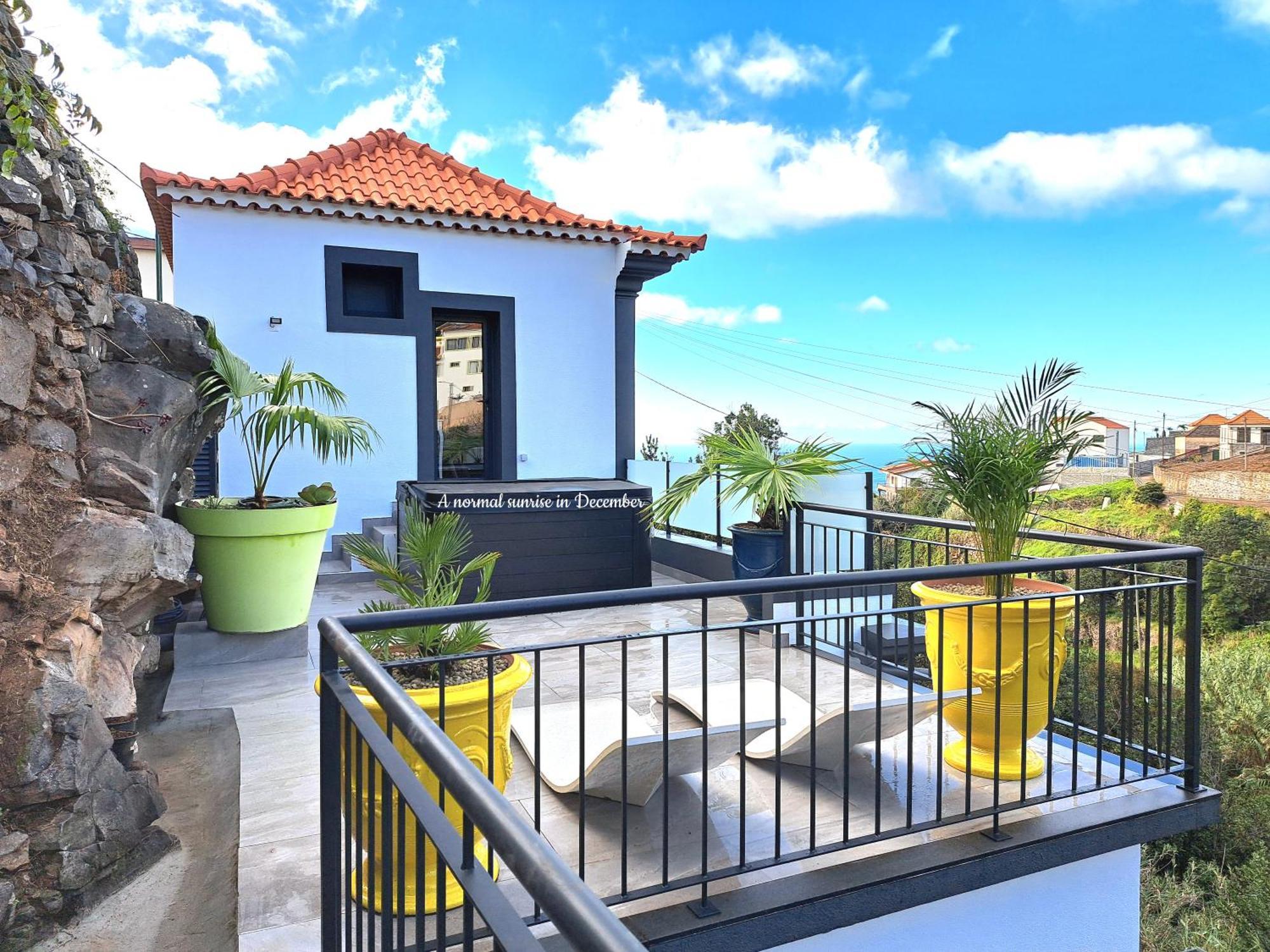 Espirito Do Mar - Premium Villa With Jacuzzi Estreito Da Calheta Exterior photo
